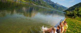 Familie Grundlsee Planschen Sommer